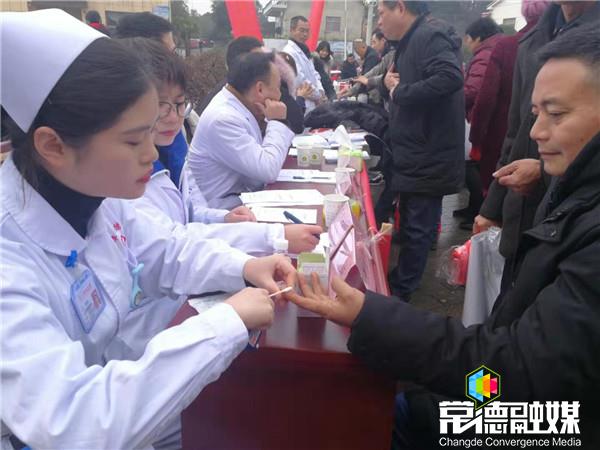 eb5e1ebd0c8f46efae1ffc59bfc18098.jpg