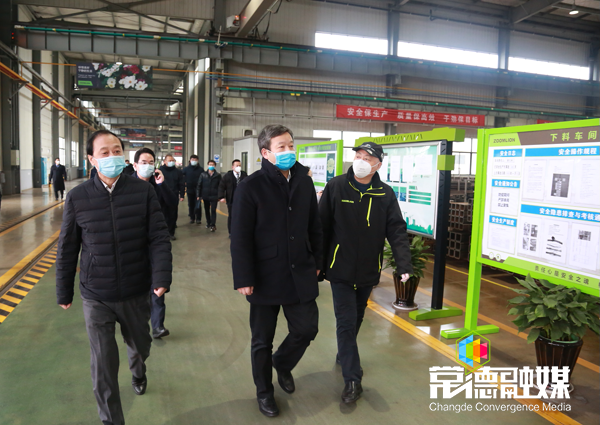 曹立军深入园区指导企业复工复产