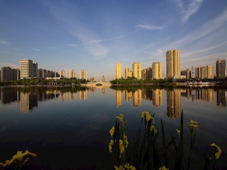生态优美的穿紫河