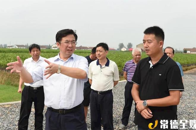 邹文辉赴西洞庭和西湖调研：突出地域特色守牢生态底线 推动“两西”高质量发展