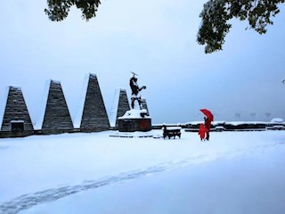 常德诗墙—-雪中魁星
