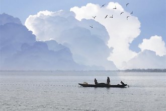 柳叶湖上的渔夫