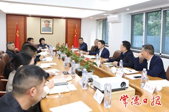档案工作要让群众享受优质精准的服务