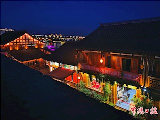 河街之斑斓夜色