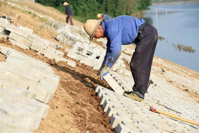 澧县澹水河堤段