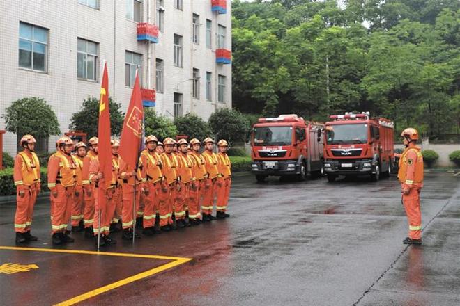 市消防救援支队前置抗洪力量