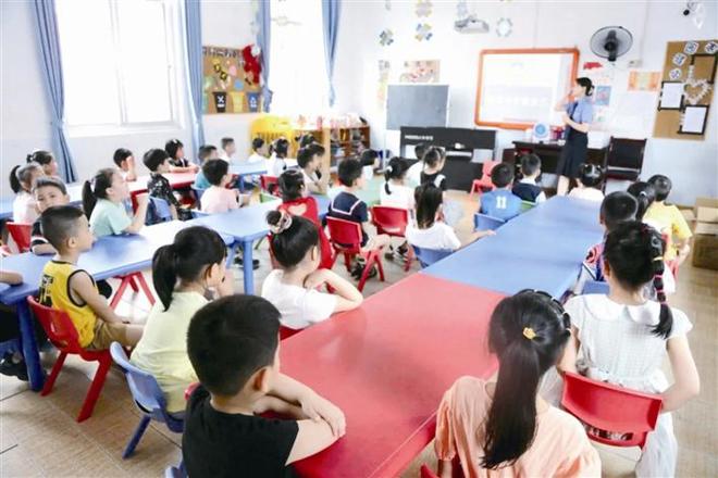 鼎城区：开展“儿童防性侵”安全教育宣讲活动