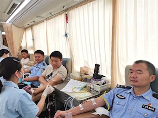 市公安局武陵分局 开展无偿献血活动