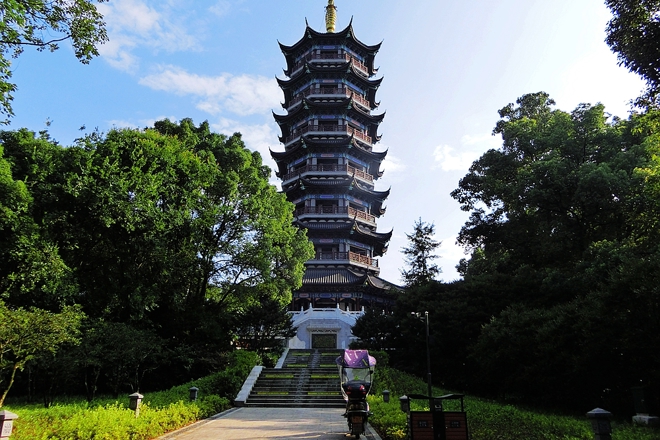 游重建的德山孤峰塔【组图】