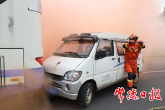 鼎城区多方联合开展消防应急演练