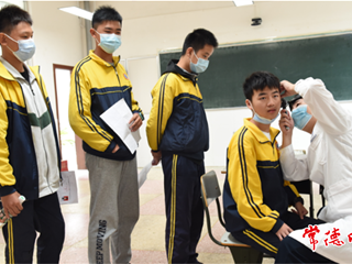 常德153名应届初三学生通过空军青少年航校初选