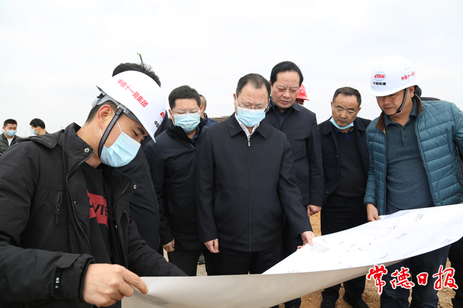 周振宇调研常益长高铁建设及路外安全环境整治工作强调：加强调度保障 确保常益长高铁尽快建成通车