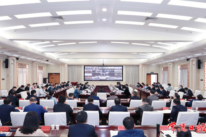 曹志强在全市防汛抗旱动员暨河长制工作电视电话会议上强调：全面深化落实河湖长制 努力夺取全年防汛抗旱工作全面胜利