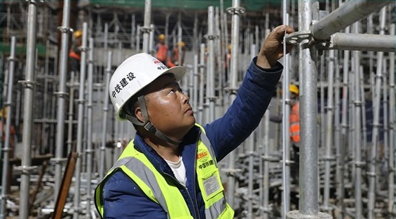 长图 | 劳动者的十二时辰