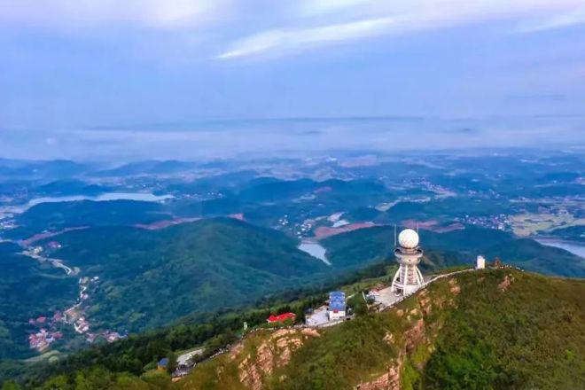 【经济】柳叶湖开启“5·1”醉美火爆模式