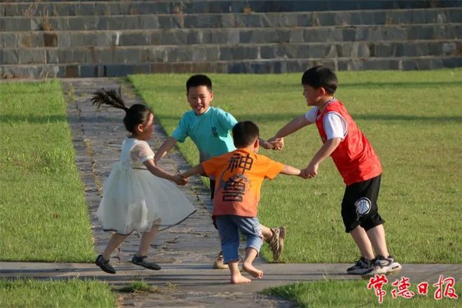 “双减”之后的快乐童年【组图】