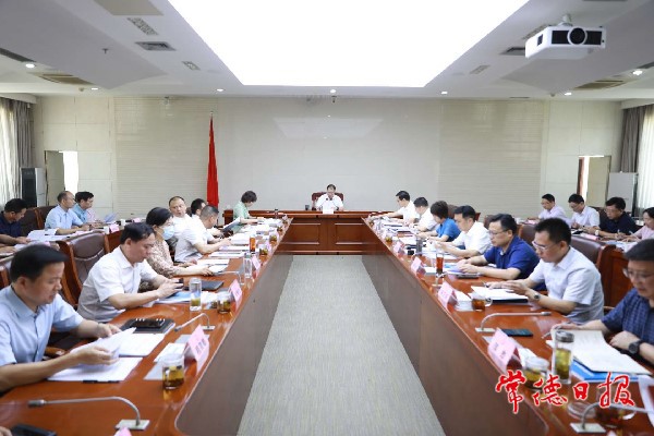 全市科技工作领导小组会议召开