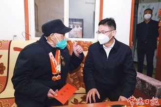 曹志强开展春节前走访慰问活动 把党和政府的温暖关怀送到群众心坎里