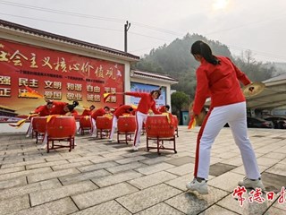 【新春走基层】锣鼓声声迎新春