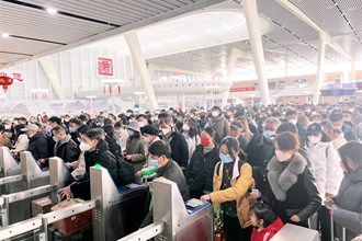 【社会】常德火车站迎来春运返程高峰