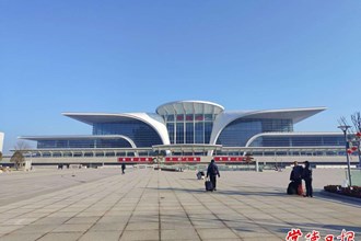 【社会】常德站站前广场首迎春运“大考”