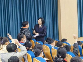 【社会】“法治进校园”未成年人保护宣讲活动