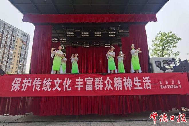 【摄影报道】西洞庭管理区文化表演丰富群众精神文化生活