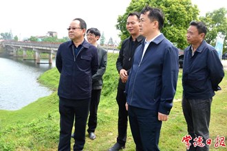 市领导开展冲柳高水巡河工作