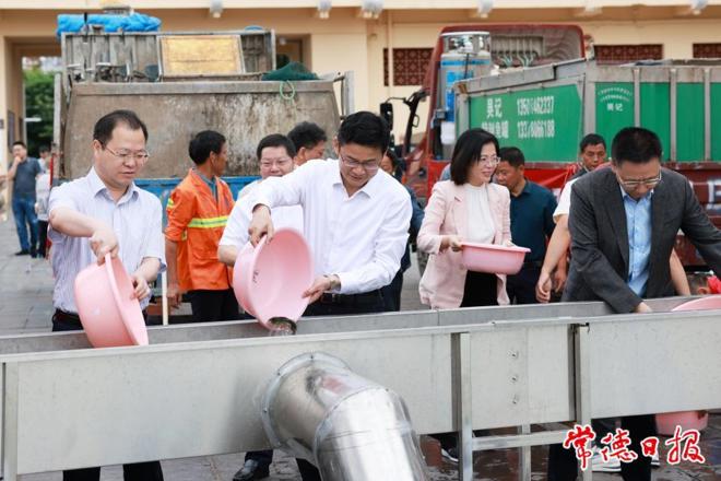 我市举行2023年鱼类人工增殖放流活动