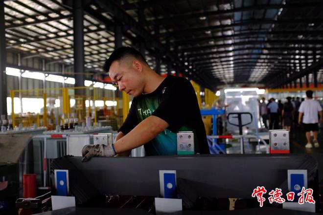 【摄影报道】湖南一开正泰成套电器有限公司