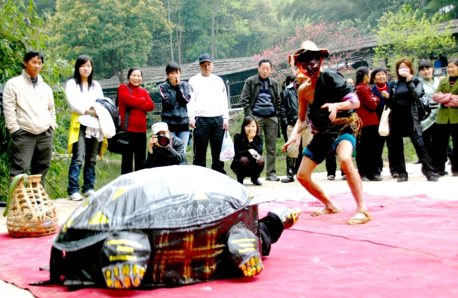 市级：桃源捉龟舞