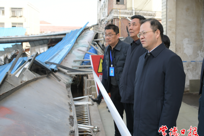 周振宇调研督导灾后恢复生产重建工作