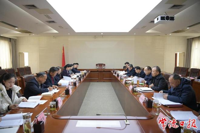 我市召开在常全国人大代表建议工作座谈会
