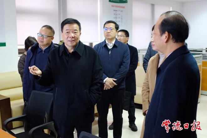 陈飞率调研组来常开展法治政府建设工作调研