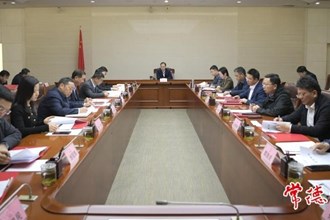 周振宇在市政府党组（扩大）会议上强调：以实干实绩回报习近平总书记和党中央的关心厚爱