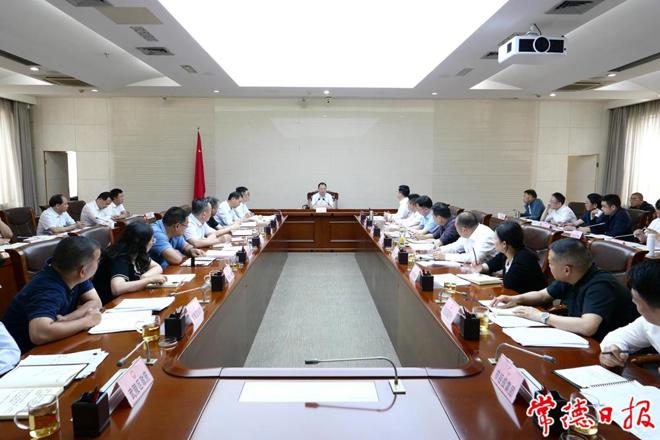 周振宇在全市棚户区改造工作调度会上要求：察实情出实招 推动棚改工作取得实效