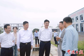 罗毅君在安乡县调研