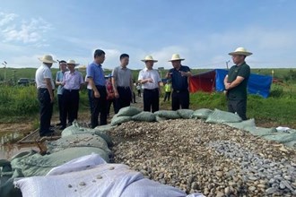 周振宇督导检查防汛抗灾及灾后恢复生产重建工作强调：坚定信心 团结奋斗 重建美好家园
