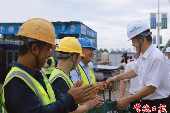 罗毅君带队调度电力保供迎峰度夏、调研省市重点工程建设