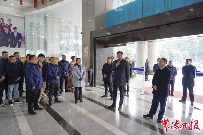 罗毅君周振宇等市领导开展春节前集中走访慰问活动