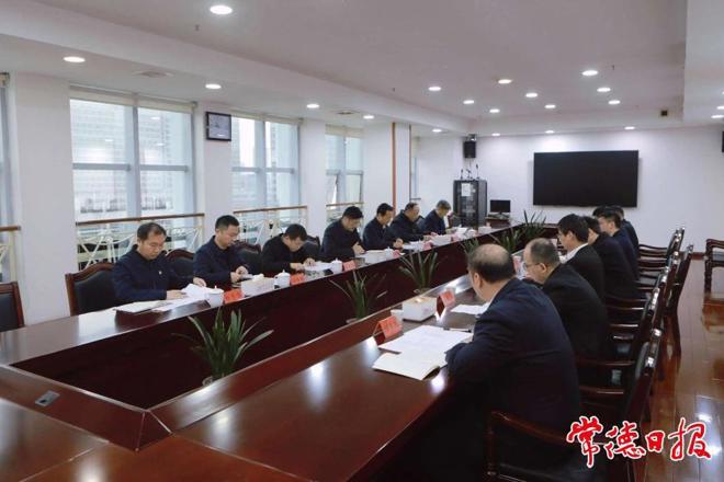 罗毅君参加市委办机关第三党支部组织生活会