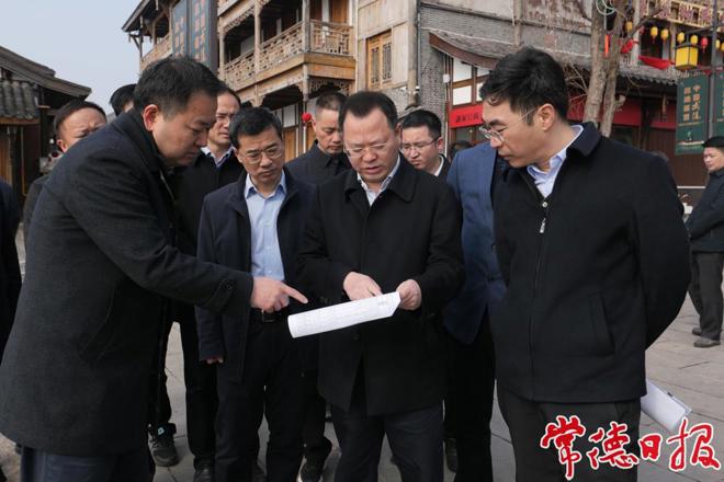 周振宇调研常德河街建设提质工作