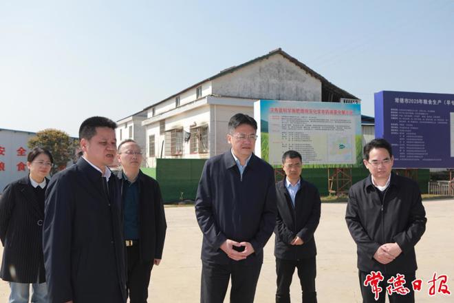 罗毅君在汉寿县调研春耕备耕工作