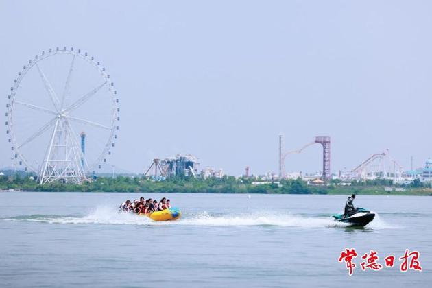 【摄影报道】柳叶湖渔歌艺术营地夏日狂欢：水上激情与亲子垂钓乐翻天