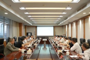罗毅君与杭州市常德商会会长龚新明一行座谈