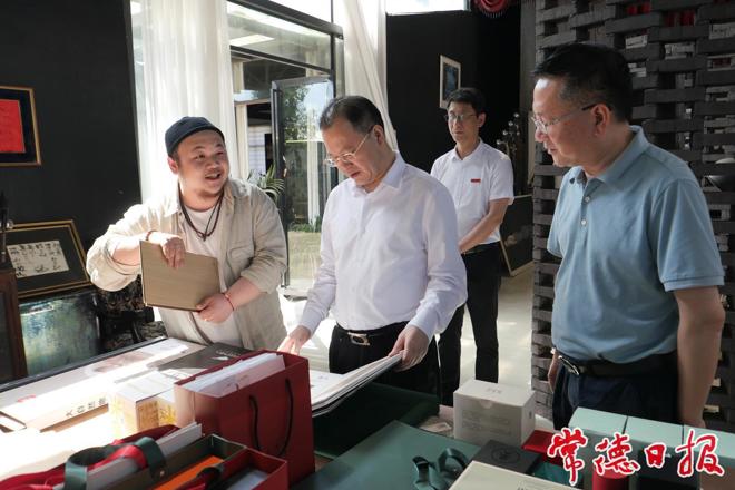 周振宇调研在常高校大学生创业情况时强调：加强引导扶持 为大学生创业者提供有力支撑