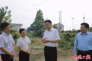 罗毅君在武陵区芦荻山乡调研督导时强调：切实把好事、实事办到群众心坎上