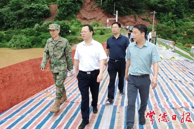 周振宇赴石门县调研督导防汛工作