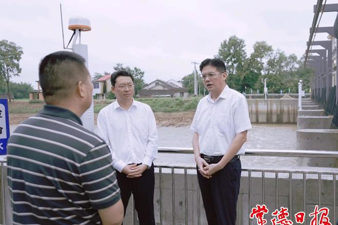 罗毅君在武陵区、鼎城区和汉寿县督导检查防汛抗灾工作