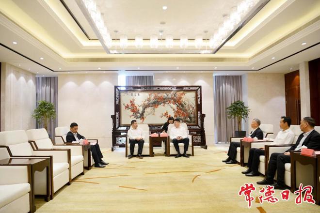 罗毅君会见东帝汶驻华大使罗瑞一行